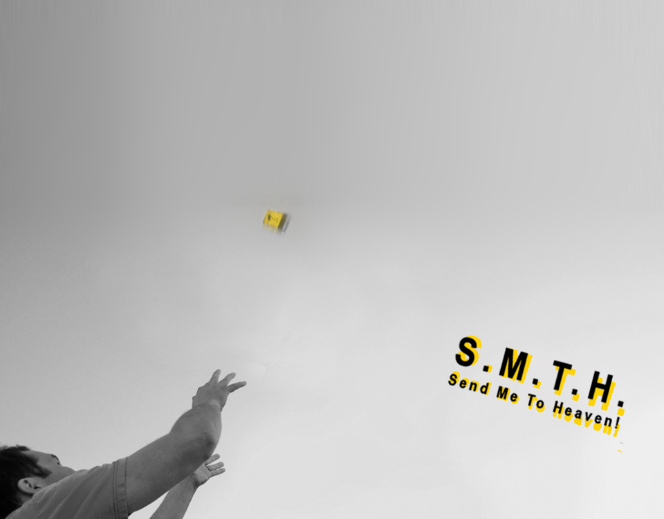 S.M.T.H Game Review : Throw your Phone, as high as you can!